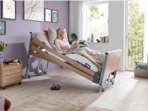 מיטה סיעודית חשמלית "לנוס" - LOW-HEIGHT